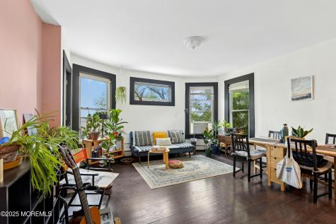 184 N Walnut Street East Orange NJ 07017