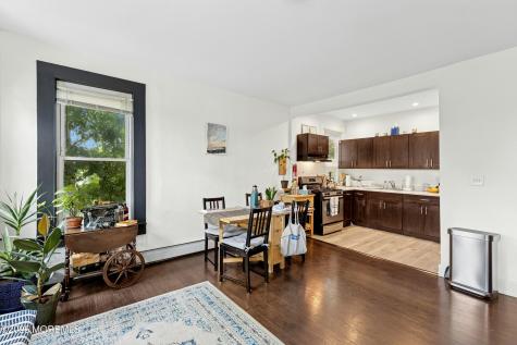 184 N Walnut Street East Orange NJ 07017