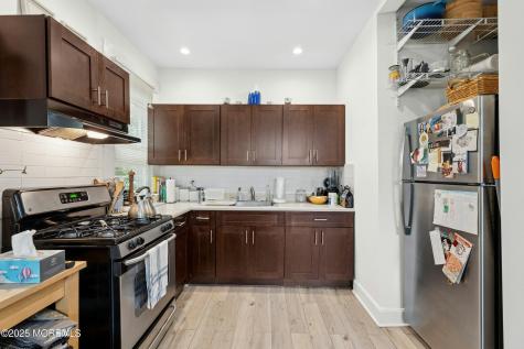 184 N Walnut Street East Orange NJ 07017
