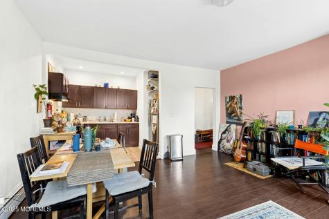 184 N Walnut Street East Orange NJ 07017