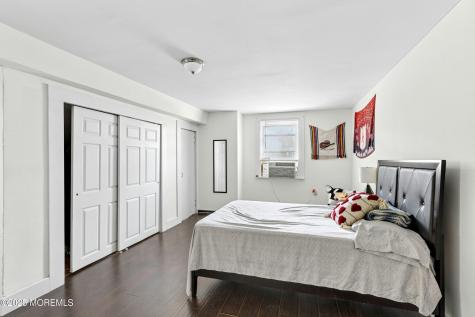 184 N Walnut Street East Orange NJ 07017