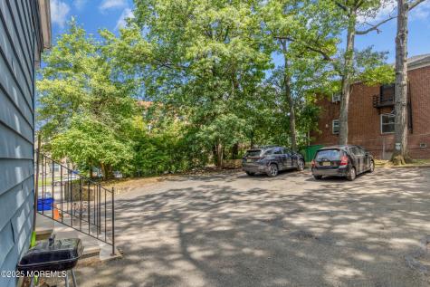 184 N Walnut Street East Orange NJ 07017