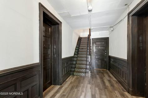 184 N Walnut Street East Orange NJ 07017