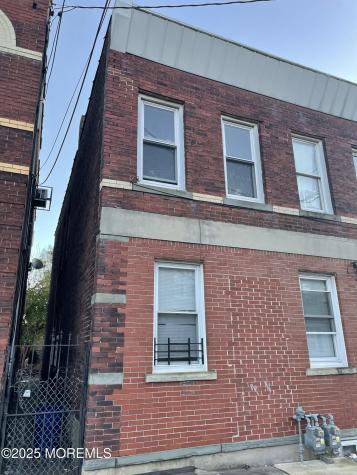 322 S 7th Street Elizabeth NJ 07202