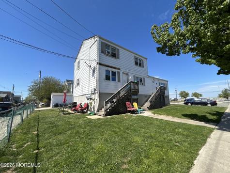121 Florence Avenue Union Beach NJ 07735