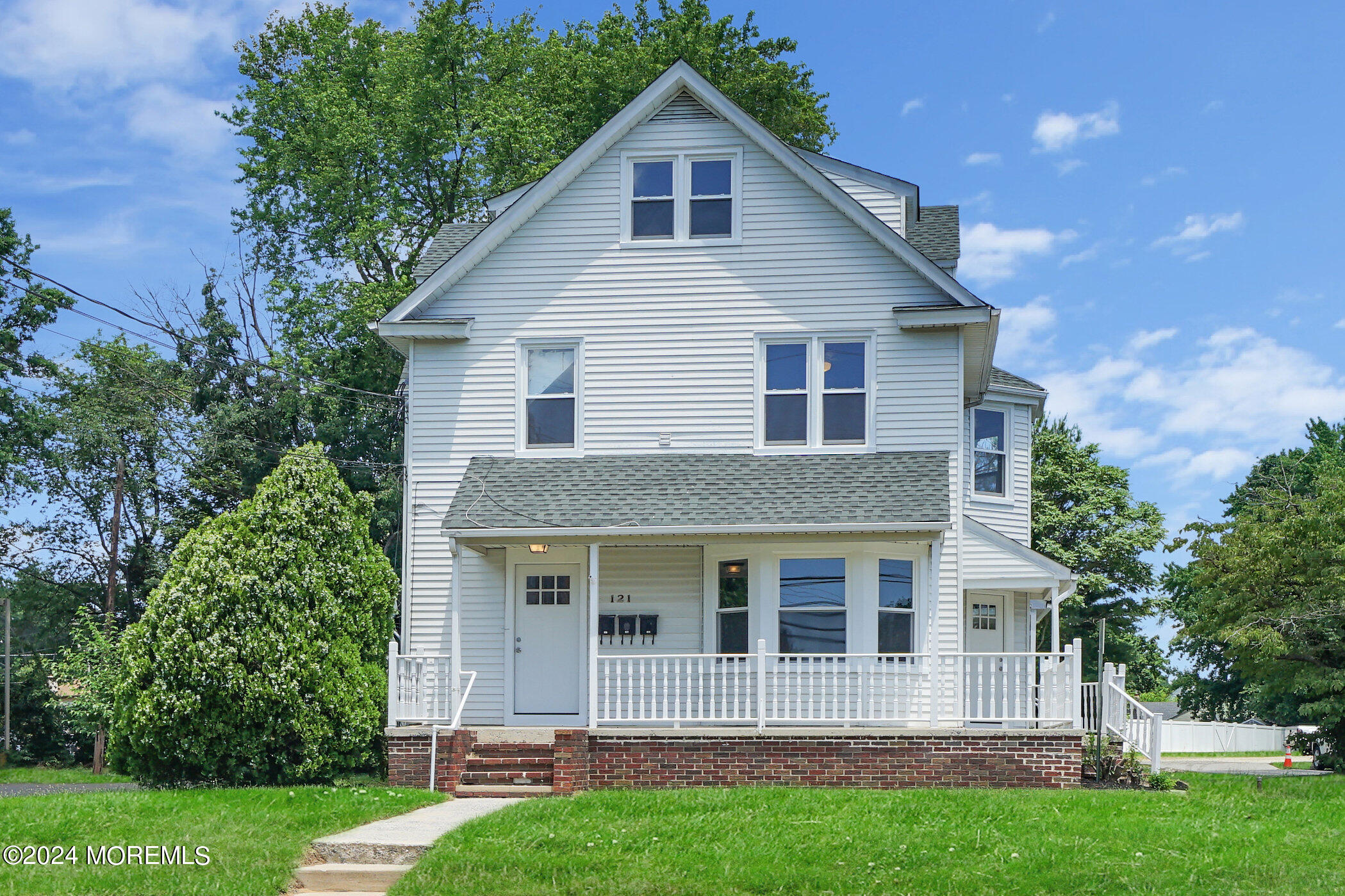 121 E Browning Road Bellmawr NJ 08031