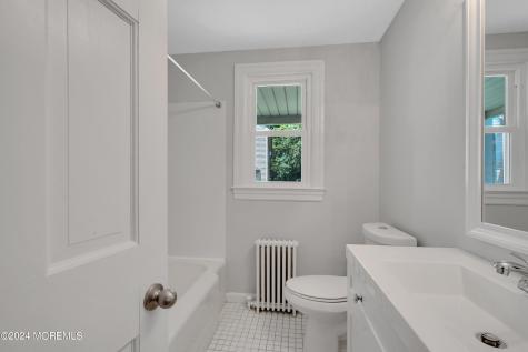 121 E Browning Road Bellmawr NJ 08031