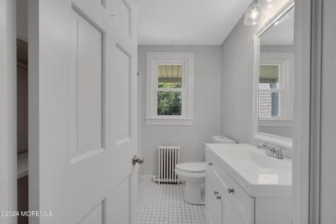 121 E Browning Road Bellmawr NJ 08031
