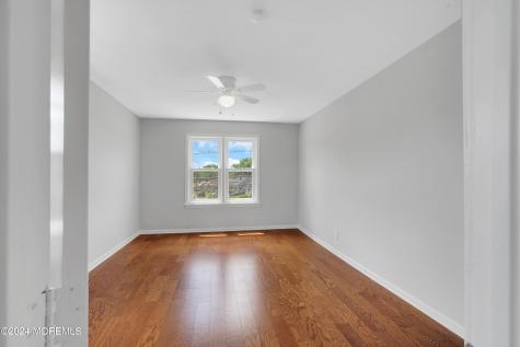 121 E Browning Road Bellmawr NJ 08031