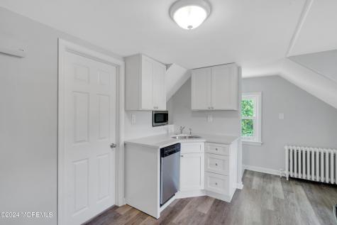 121 E Browning Road Bellmawr NJ 08031