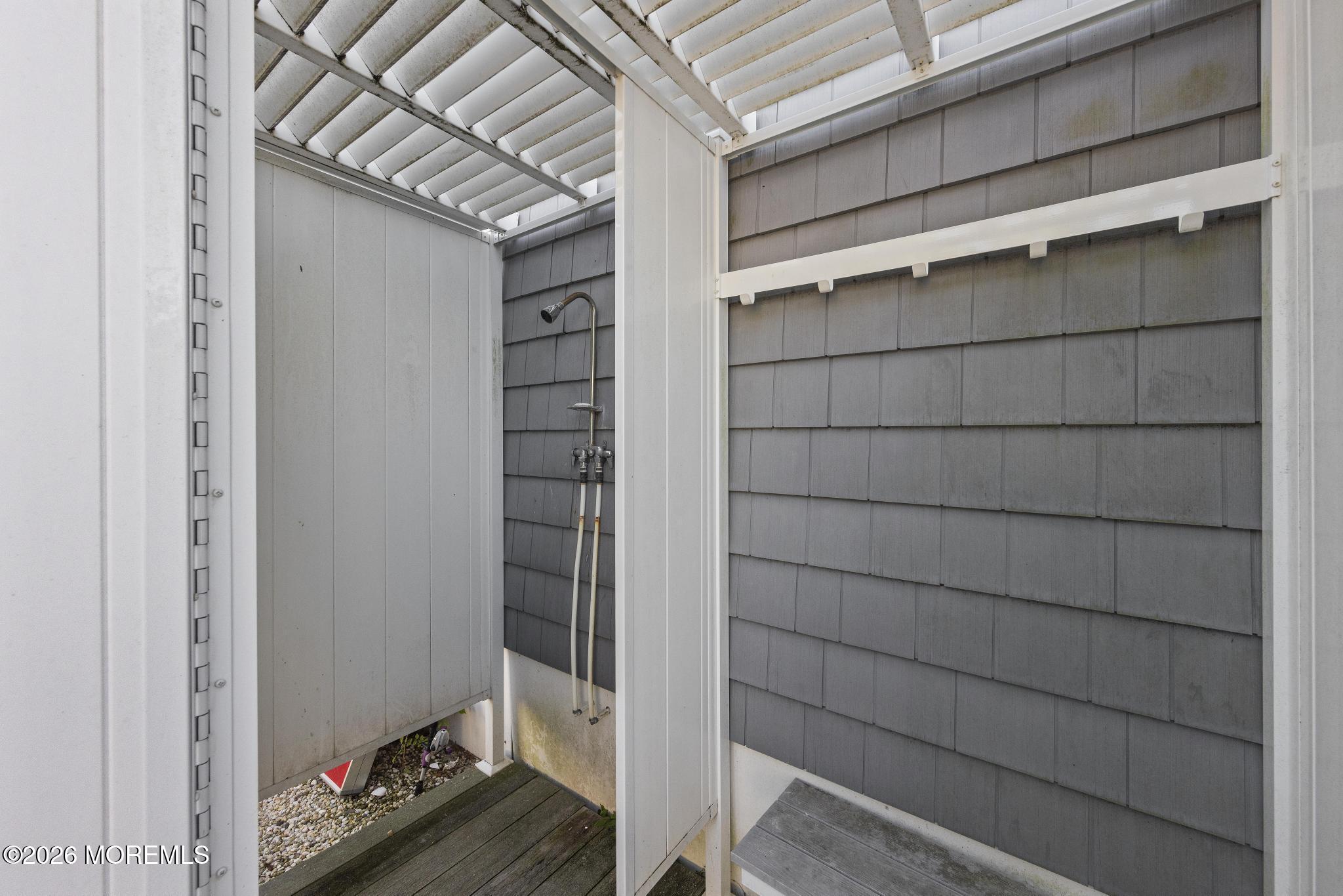 21 E 9th Street Barnegat Light NJ 08006