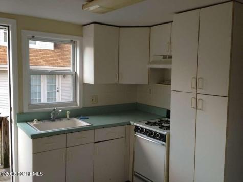 805 Shore Concourse Cliffwood Beach NJ 07735