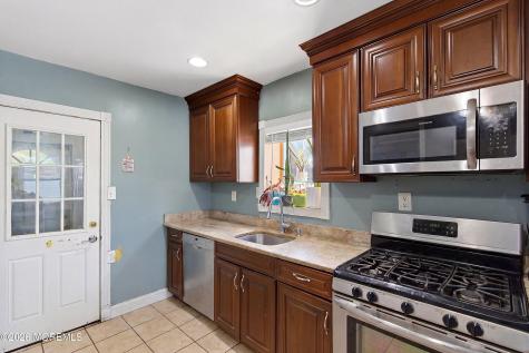 282 Morris Avenue Long Branch NJ 07740