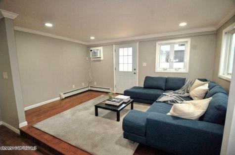 807 6th Street Union Beach NJ 07735