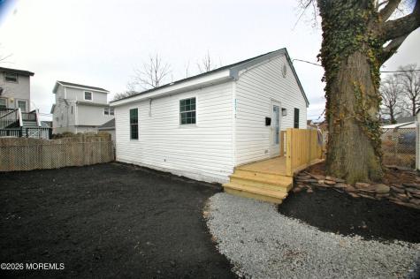 807 6th Street Union Beach NJ 07735