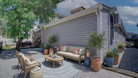 19 Bayview Avenue Keansburg NJ 07734
