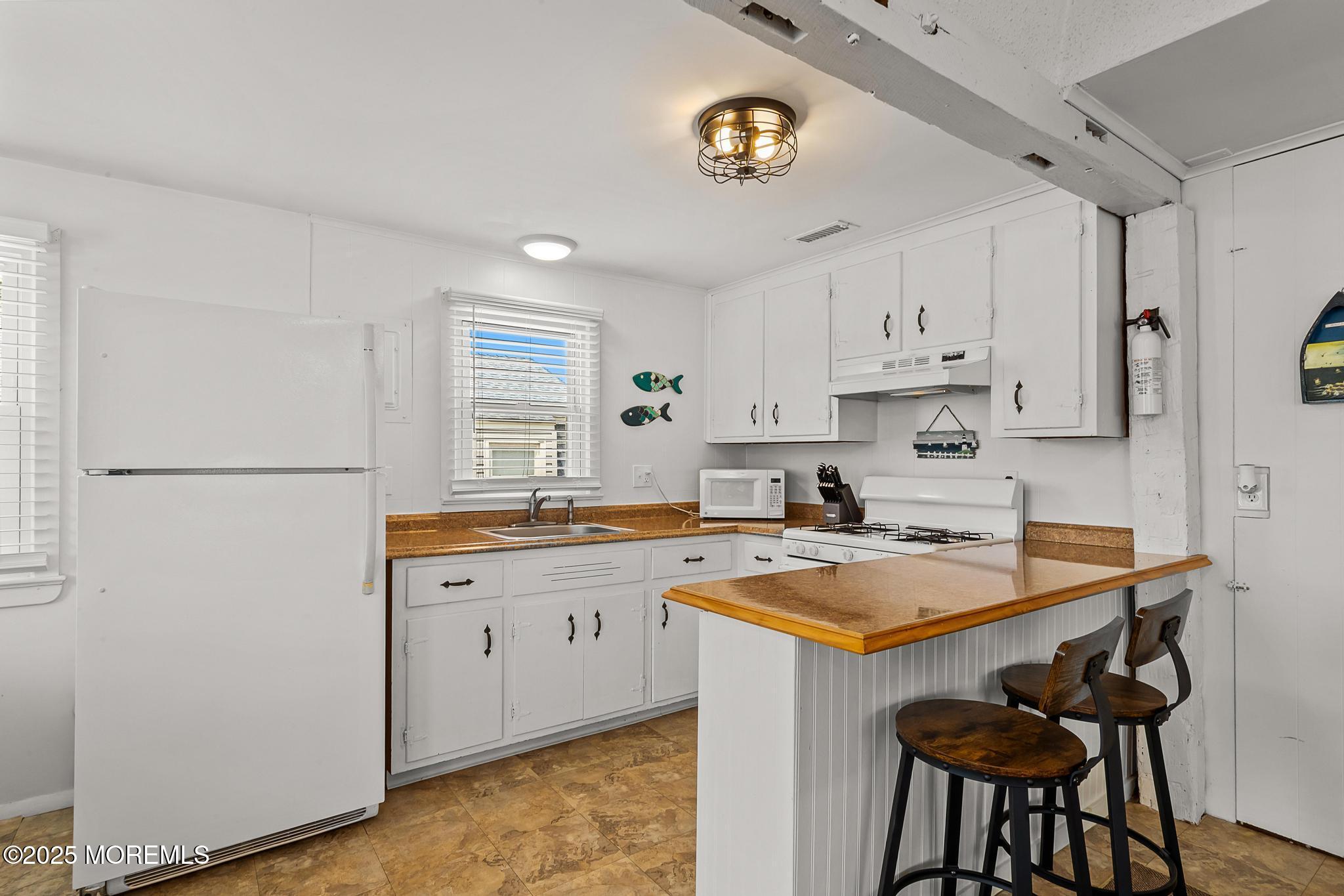 25 E 49th Street Long Beach Twp NJ 08008