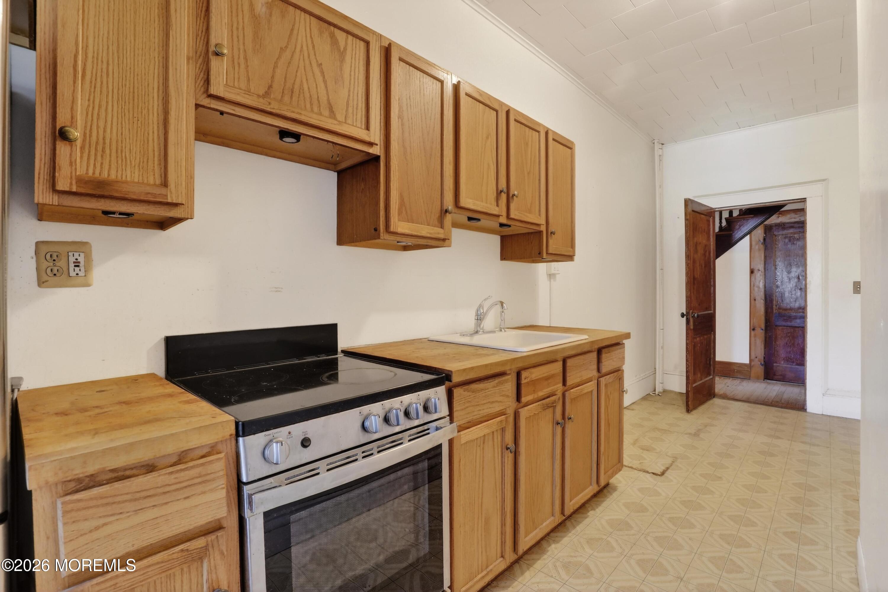 15 Hummingbird Way Jackson NJ 08527