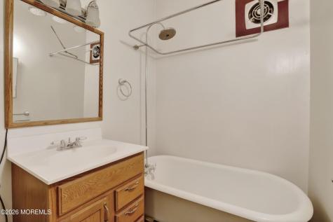 15 Hummingbird Way Jackson NJ 08527