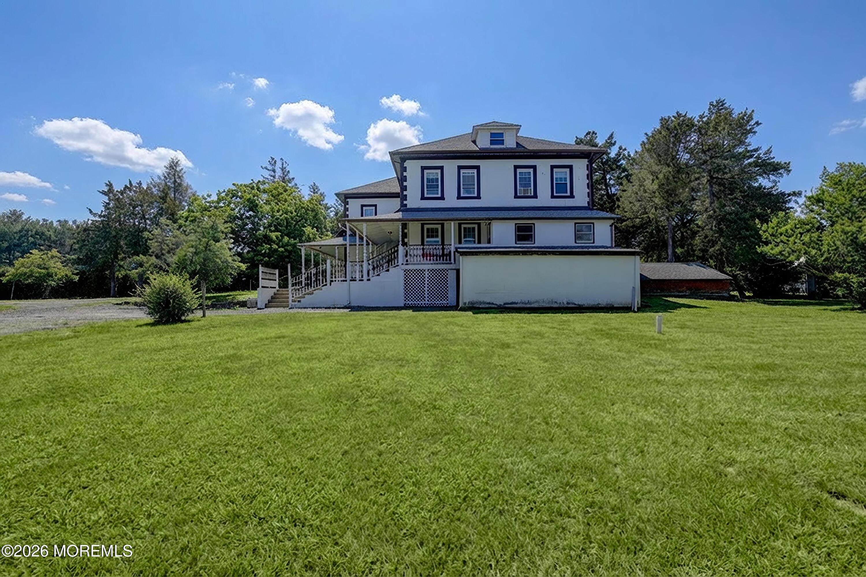 15 Hummingbird Way Jackson NJ 08527