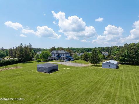 15 Hummingbird Way Jackson NJ 08527