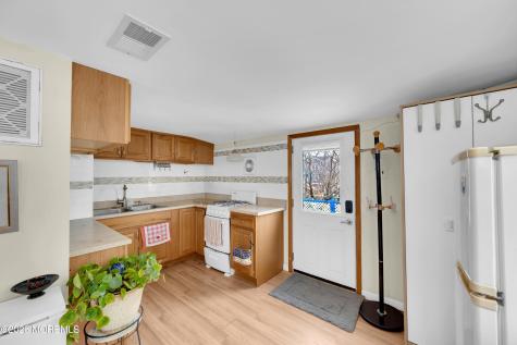 3 Mea Lane Long Beach Twp NJ 08008