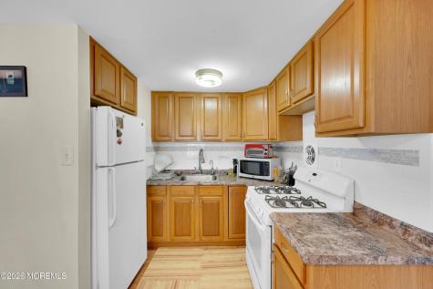 3 Mea Lane Long Beach Twp NJ 08008