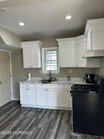 126 Jones Avenue Middlesex NJ 08846