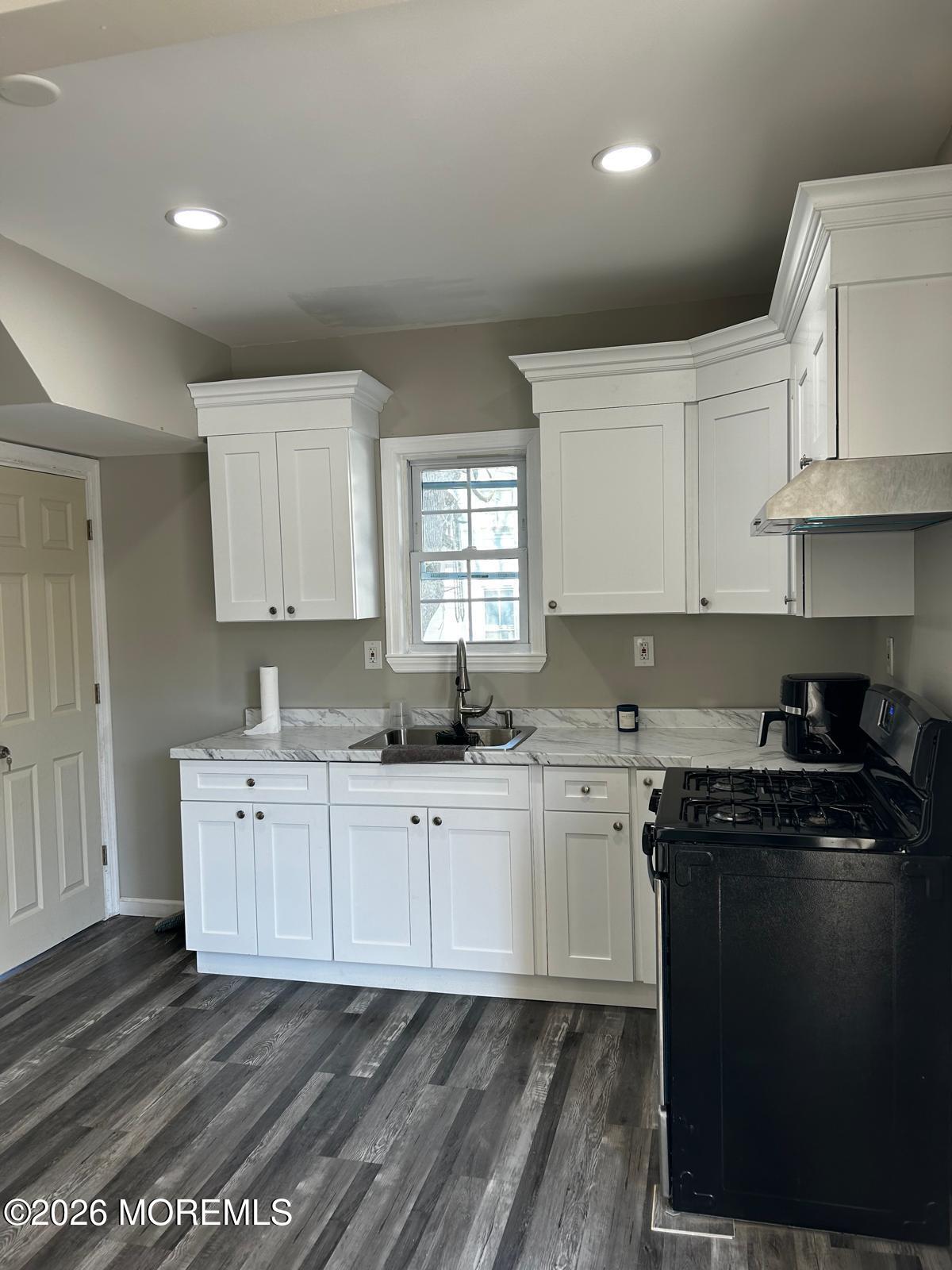 126 Jones Avenue Middlesex NJ 08846