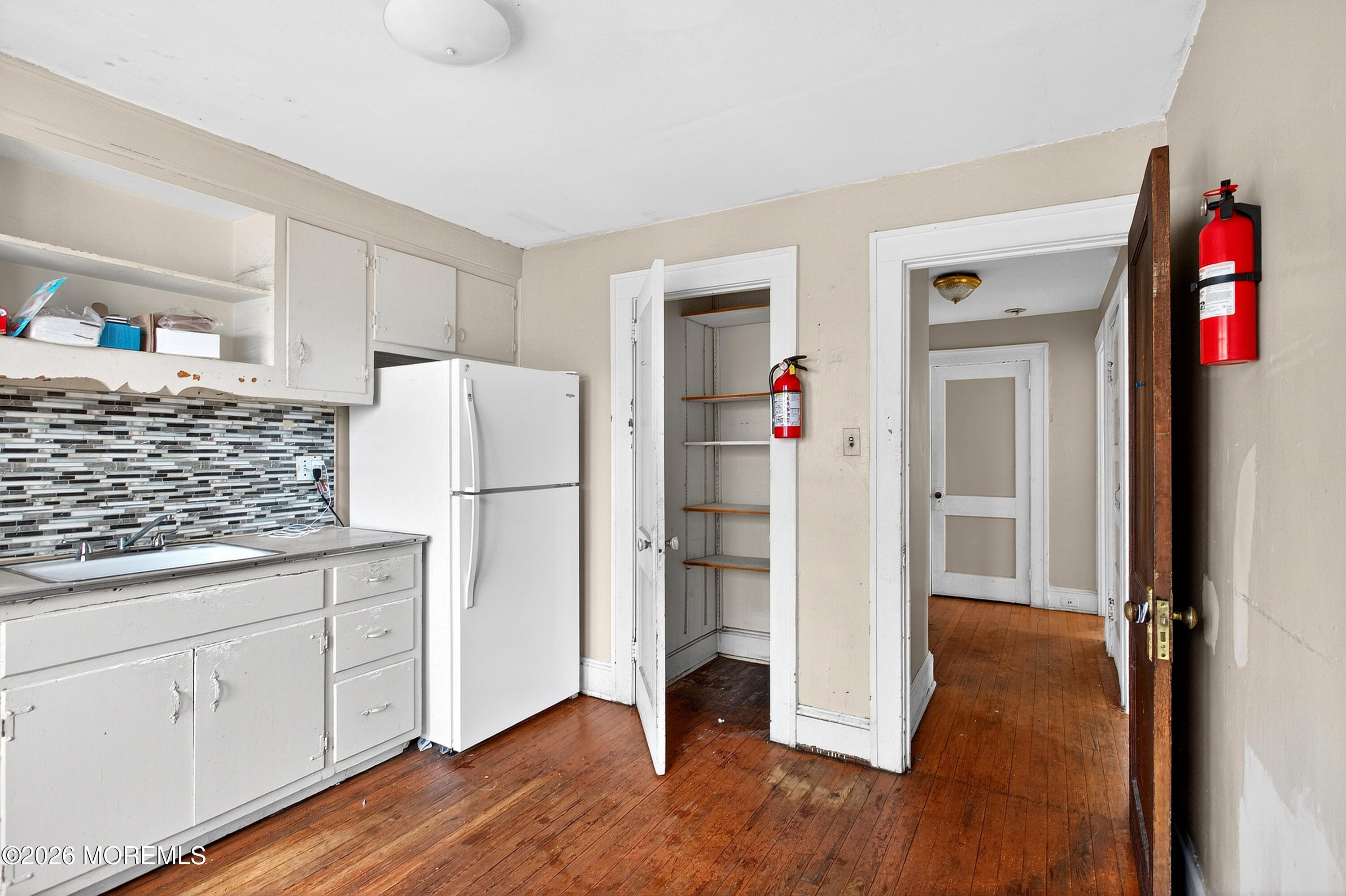 126 Jones Avenue Middlesex NJ 08846