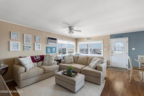 326 S 2nd Street Surf City NJ 08008