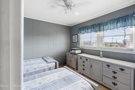 326 S 2nd Street Surf City NJ 08008