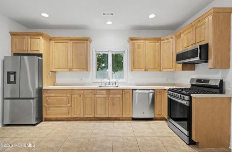 245 Westervelt Place Lodi NJ 07644
