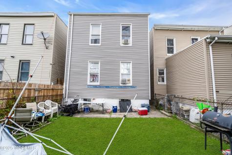 107 Bidwell Avenue Jersey City NJ 07305