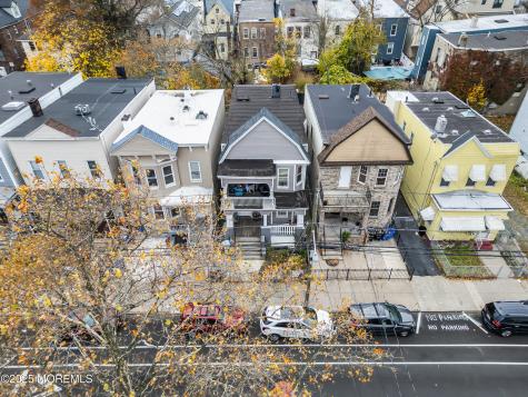 107 Bidwell Avenue Jersey City NJ 07305