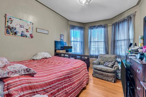 107 Bidwell Avenue Jersey City NJ 07305