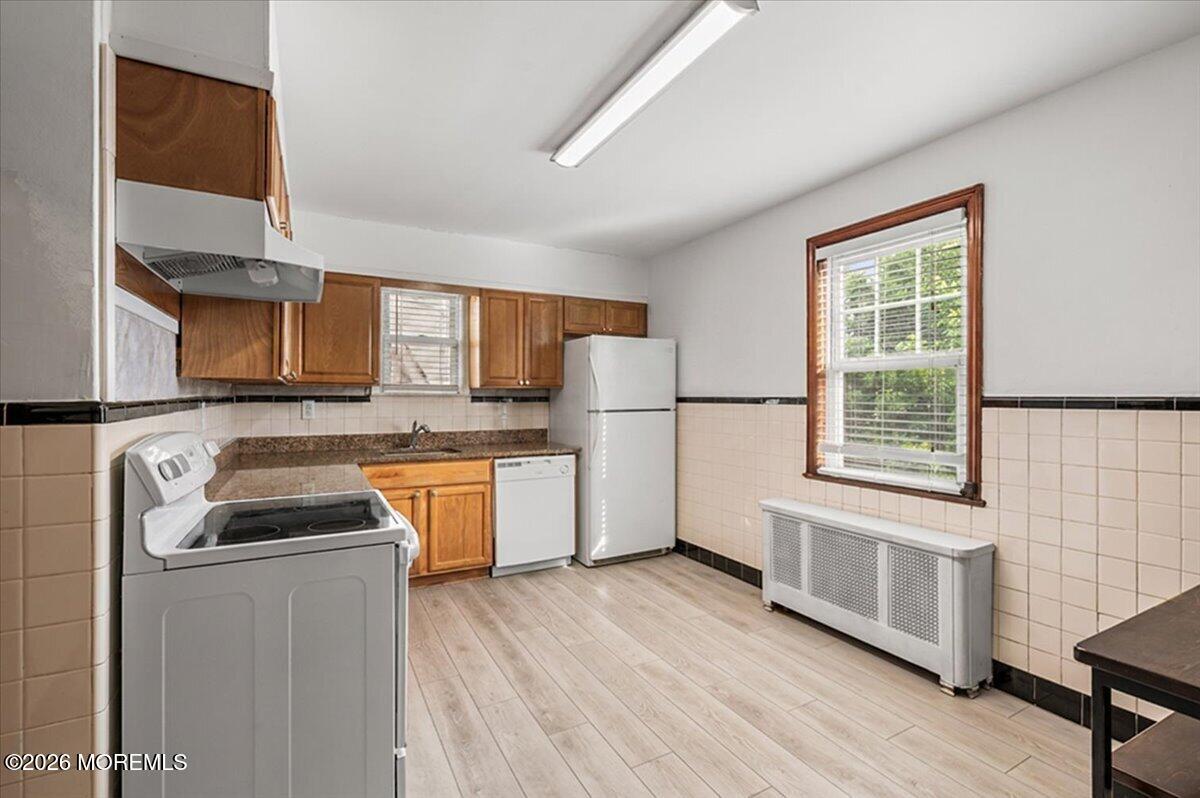 125 Lincoln Avenue Carteret NJ 07008