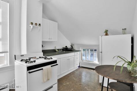 82 Linden Place Red Bank NJ 07701