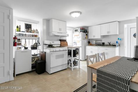 82 Linden Place Red Bank NJ 07701