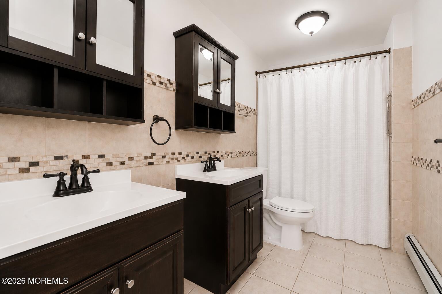 21 Gladstone Avenue Newark NJ 07106