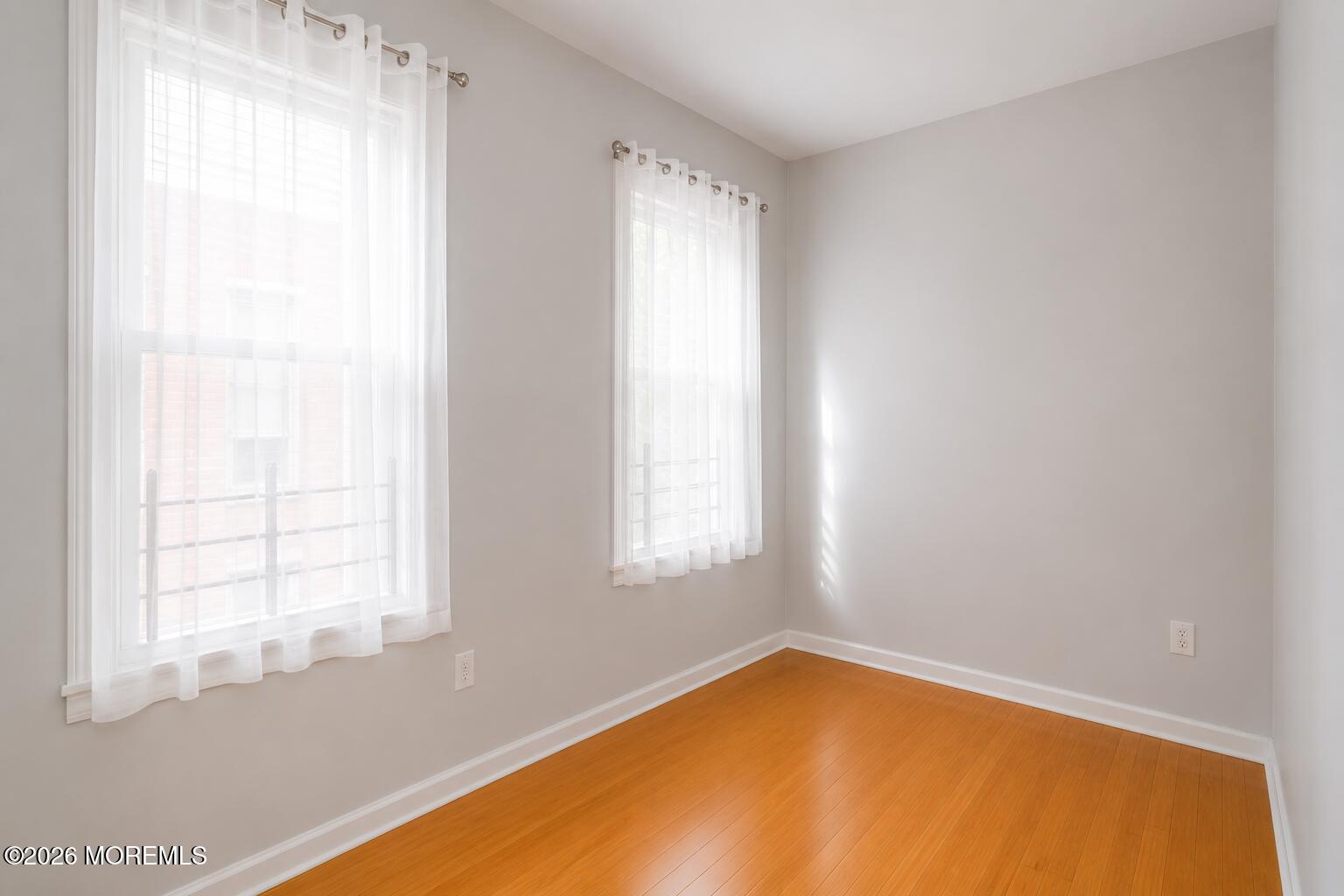 21 Gladstone Avenue Newark NJ 07106