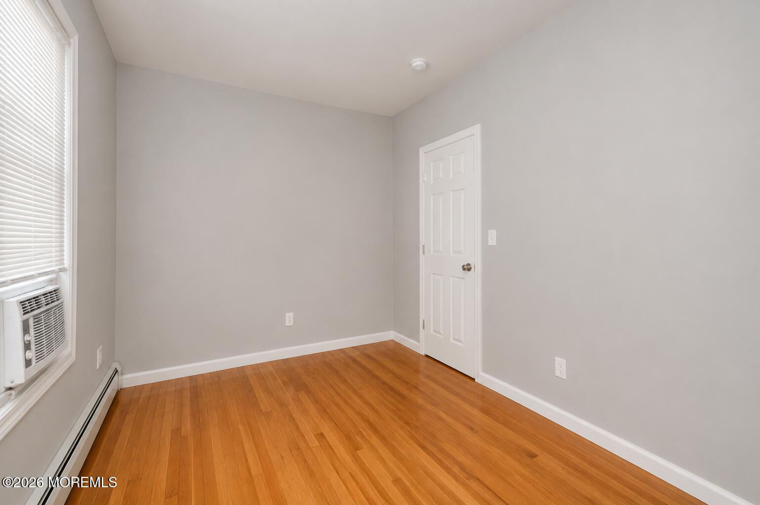 21 Gladstone Avenue Newark NJ 07106