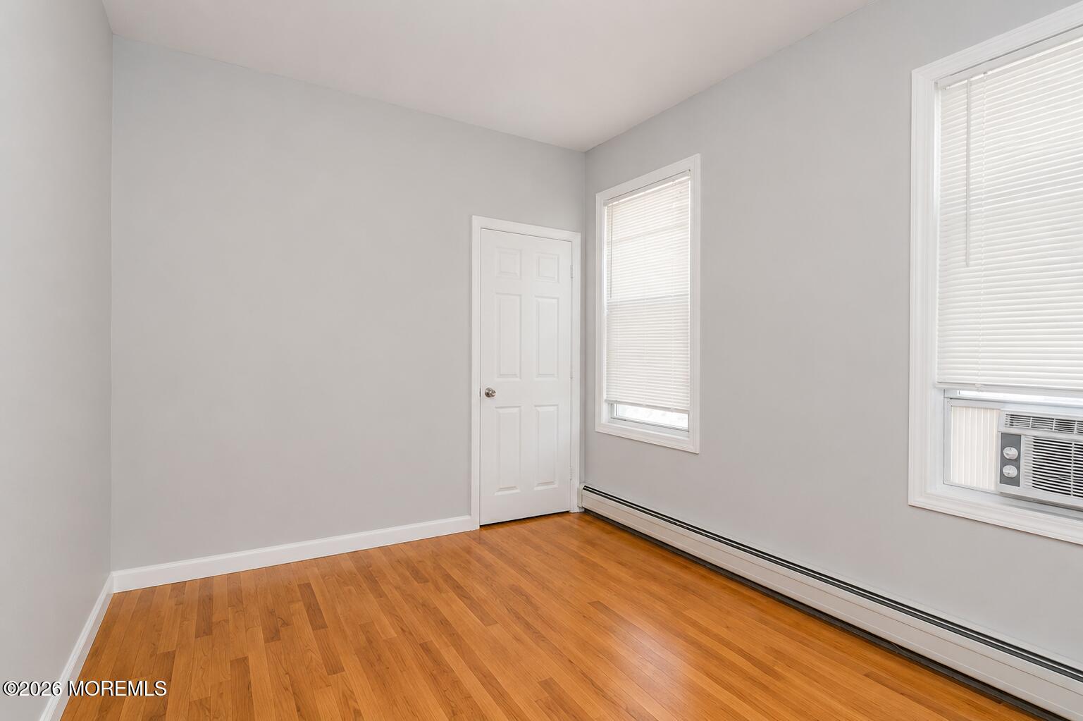 21 Gladstone Avenue Newark NJ 07106
