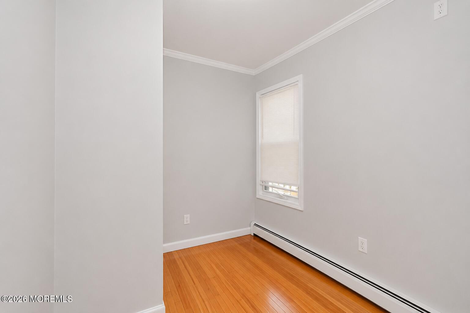 21 Gladstone Avenue Newark NJ 07106