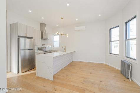 9 Myrtle Avenue Jersey City NJ 07305