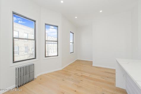 9 Myrtle Avenue Jersey City NJ 07305