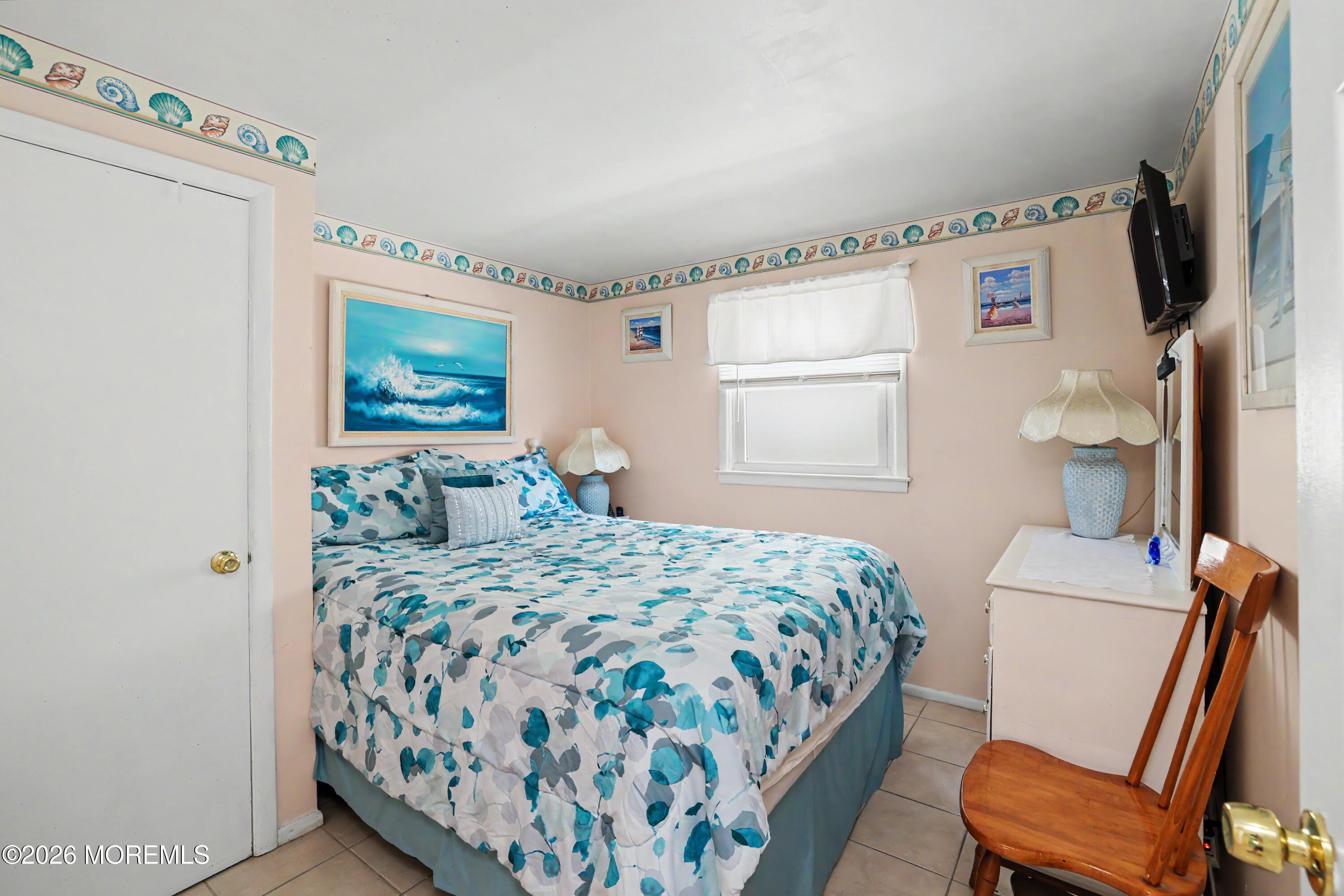 2105 S Bay Avenue Beach Haven NJ 08008