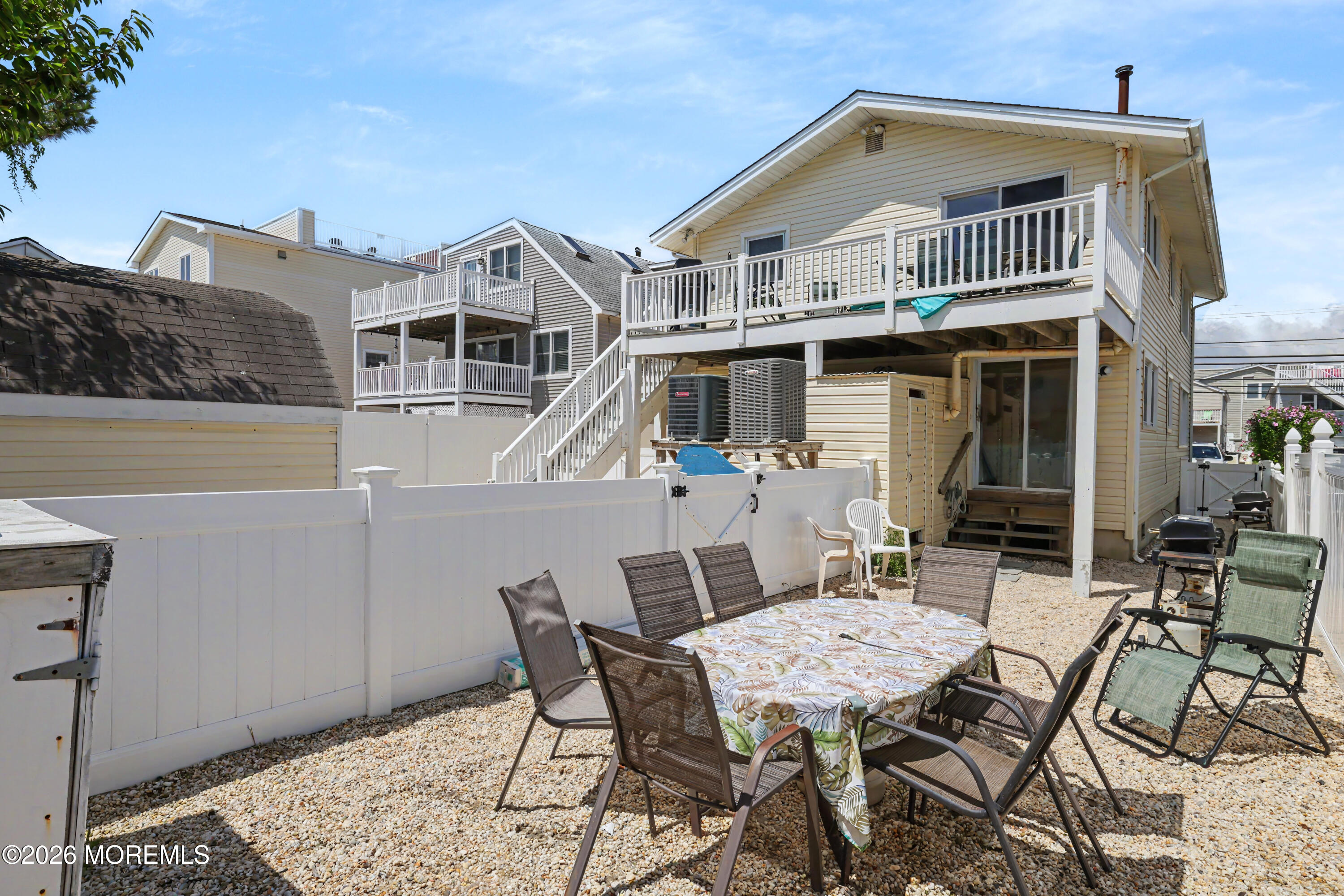 2105 S Bay Avenue Beach Haven NJ 08008