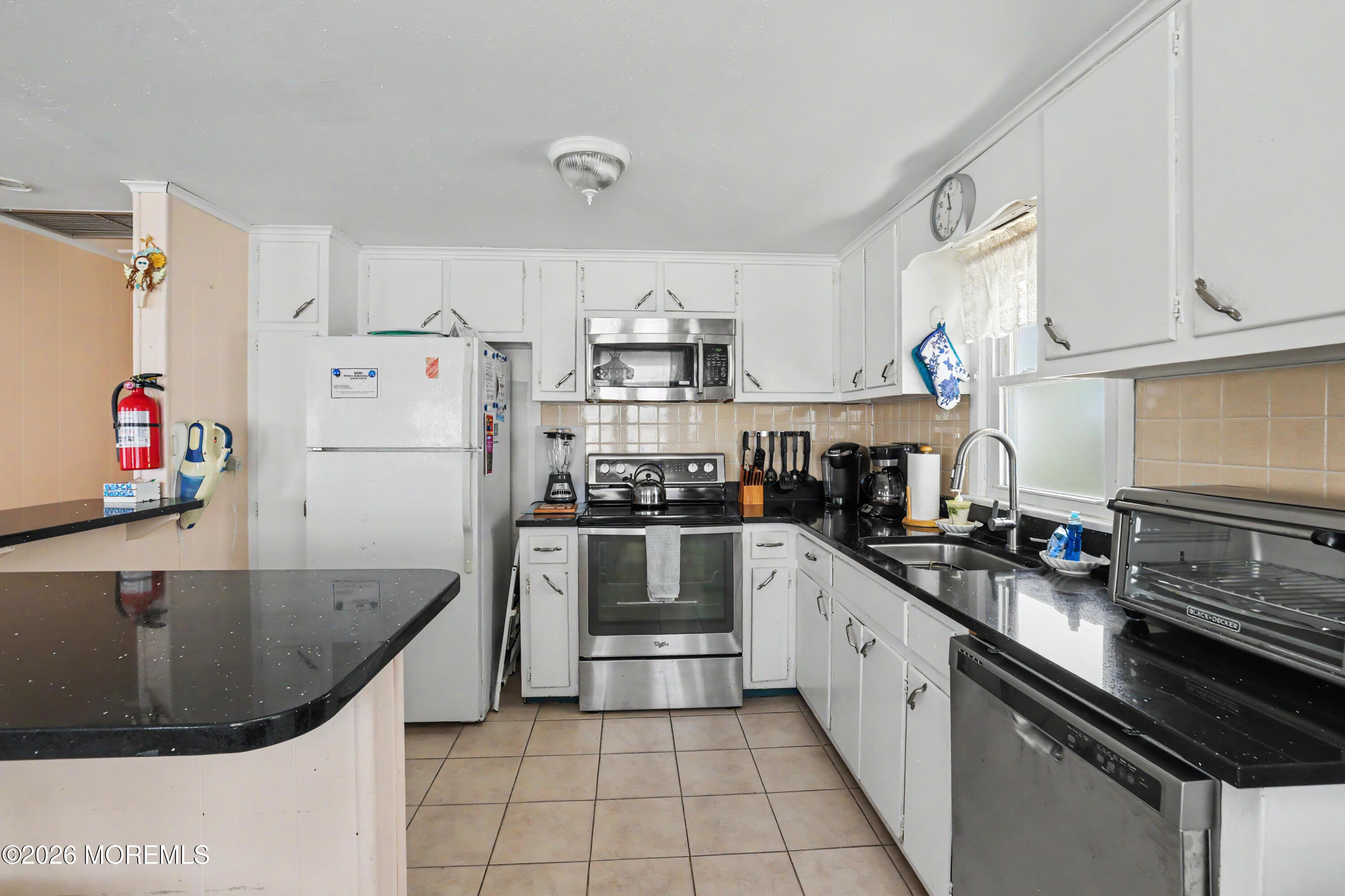 2105 S Bay Avenue Beach Haven NJ 08008