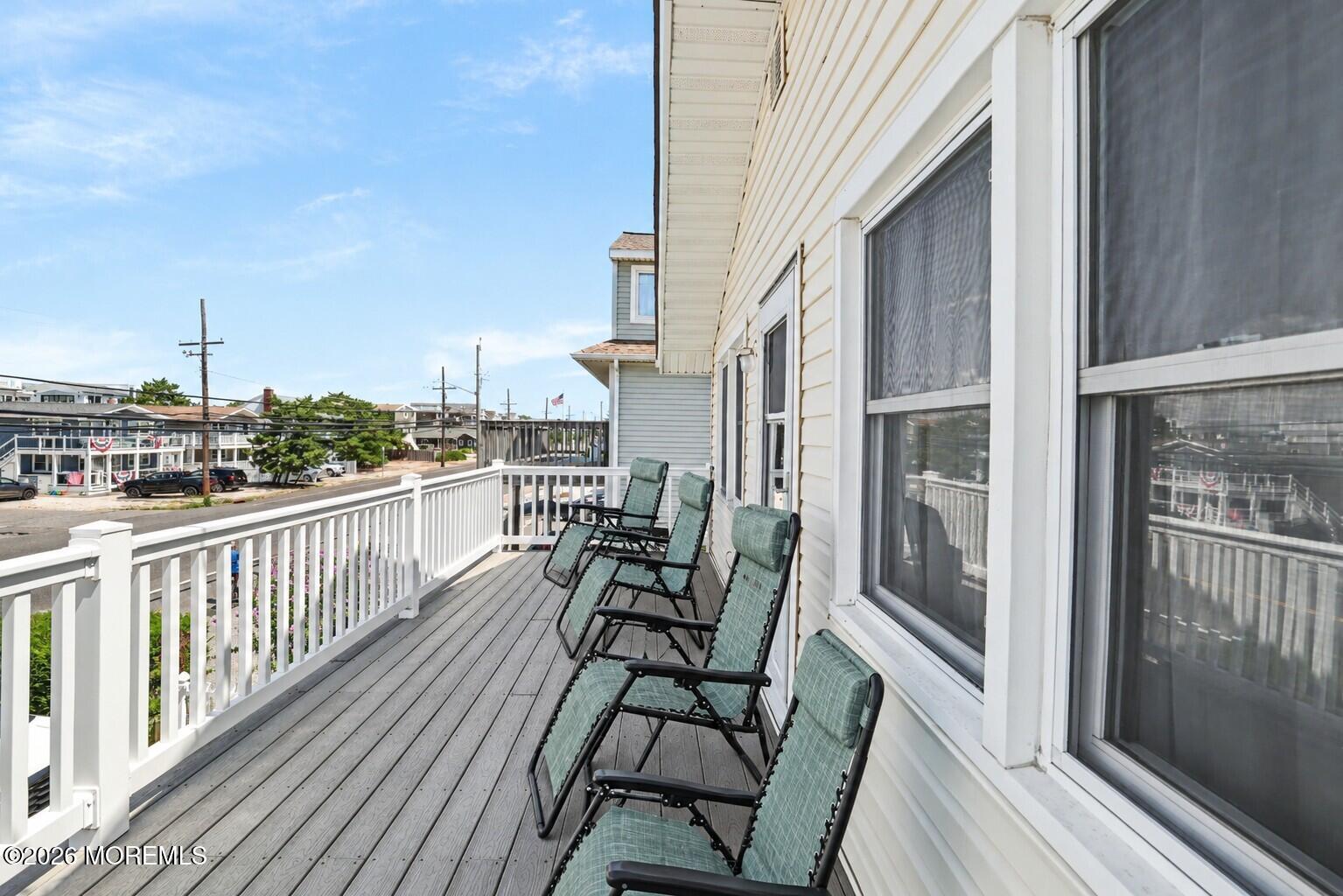 2105 S Bay Avenue Beach Haven NJ 08008